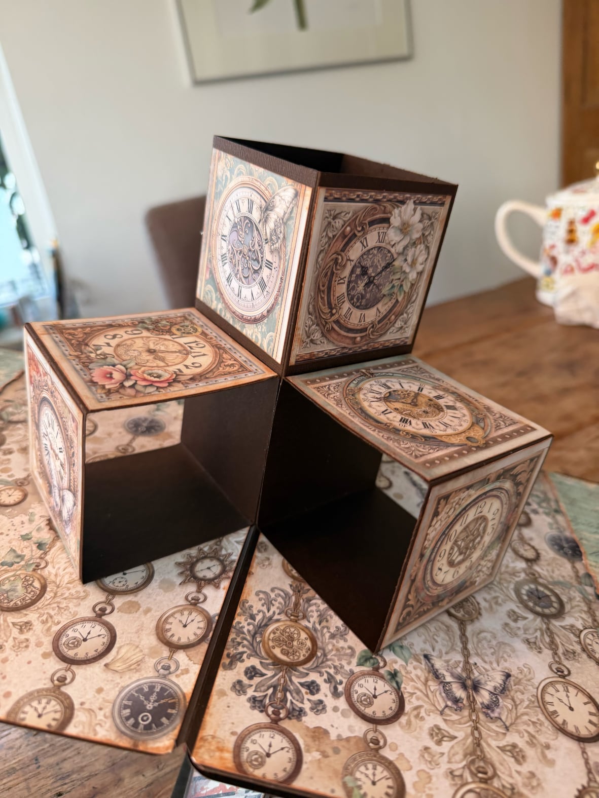 Workshop pop-up album Garden of Time