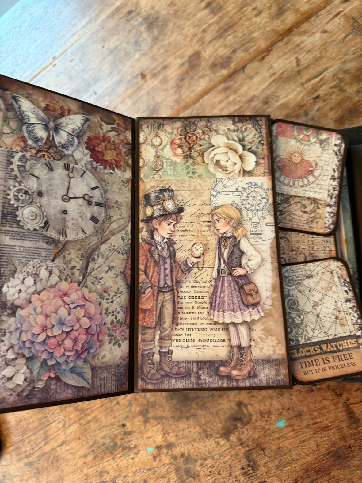 Workshop pop-up album Garden of Time