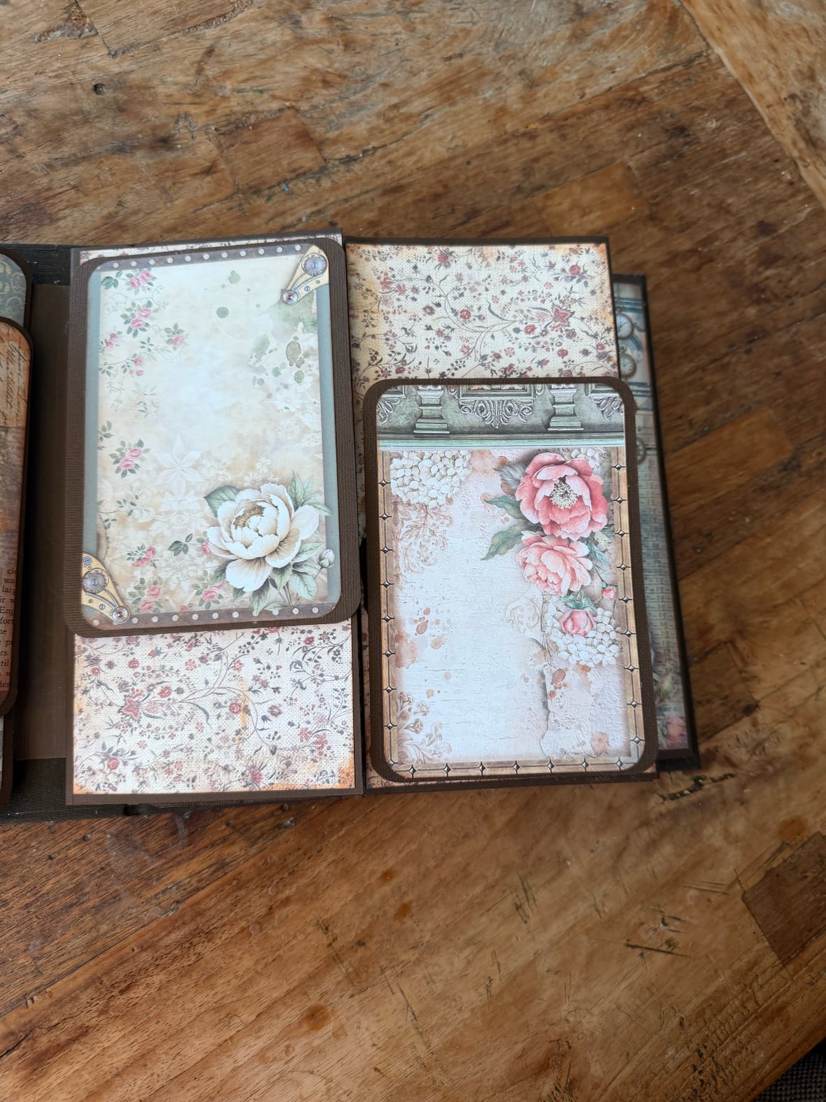 Workshop pop-up album Garden of Time